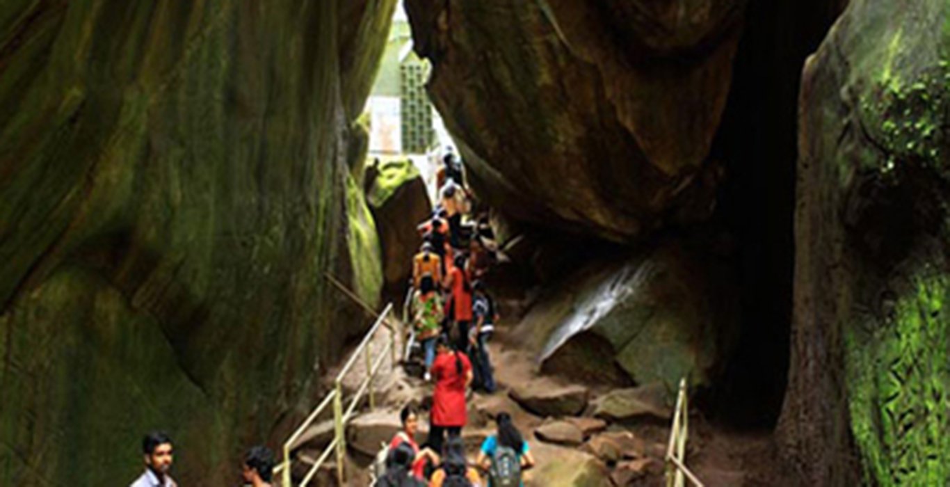 edakkal-caves